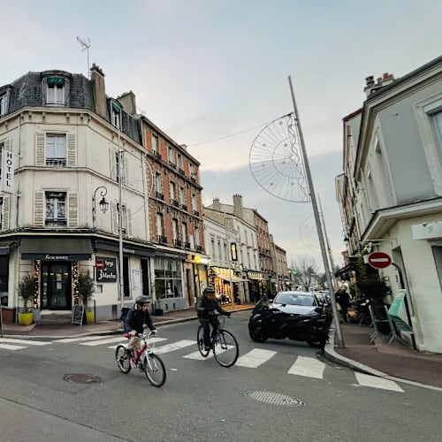 Auberge des Trois Marches, Le Vésinet