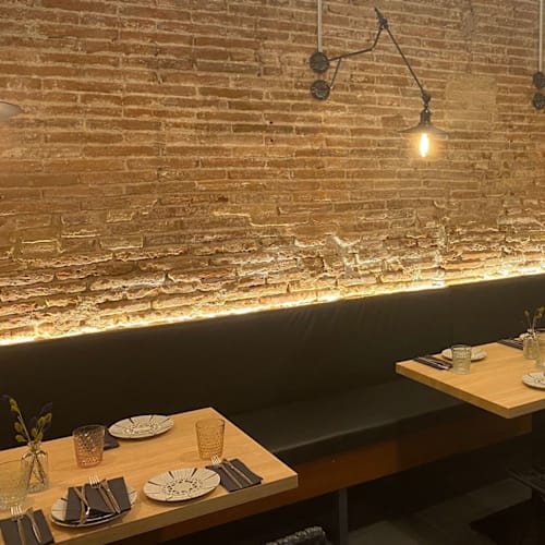 Pakari, Barcelona
