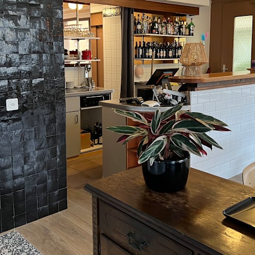 Iris Café-Restaurant-Bar, Lausanne