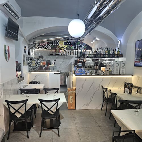 Lux Cafè, Napoli