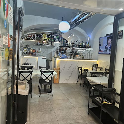 Lux Cafè, Napoli