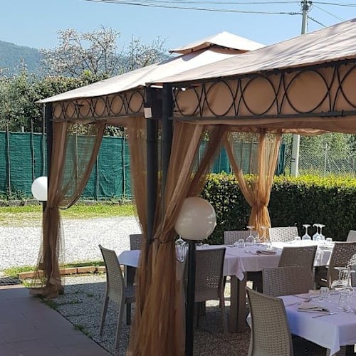 Interno 23, Carrara