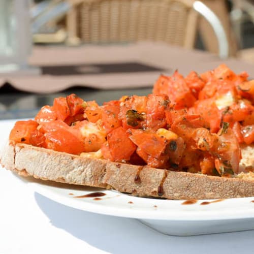 Tapas n' Friends Trindade by Fullest, Lisboa