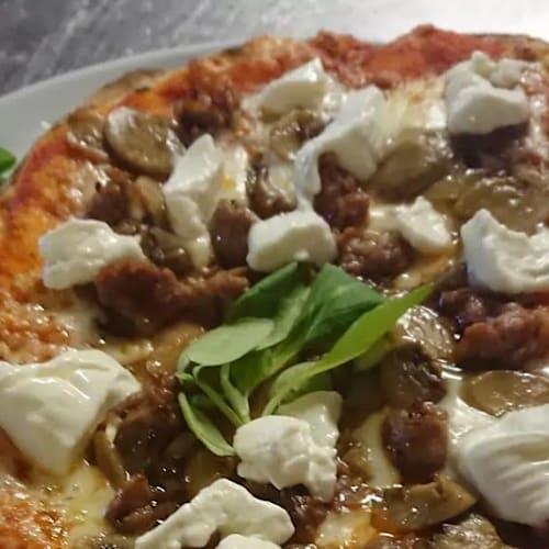 Dietro l'angolo trattoria pizzeria, Dervio