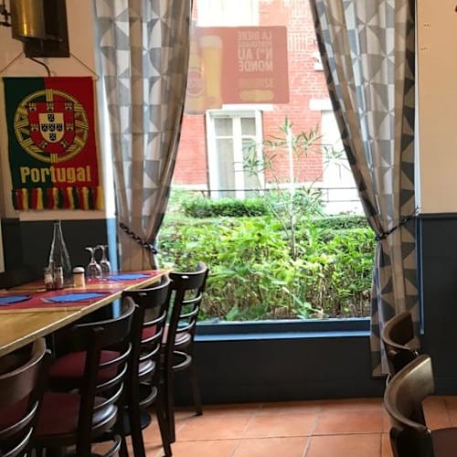 Chicken 4 Seasons, Colombes