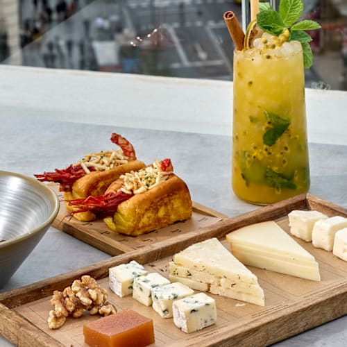 Picalagartos Sky Bar - Hotel NH Collection Gran Vía, Madrid