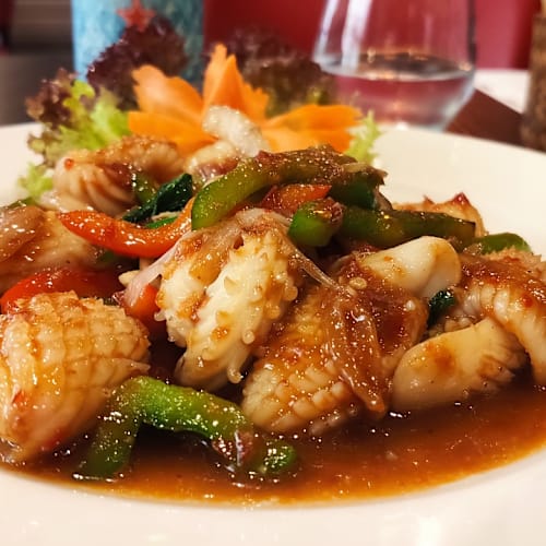 Makham Thaï, Paris