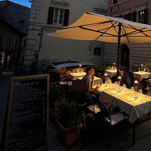 Largo Mazzini Bistrot, Spello