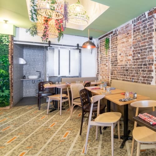 Caprice Café, Paris