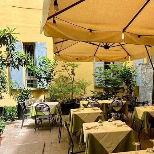 Rosteria Luciano, Bologna