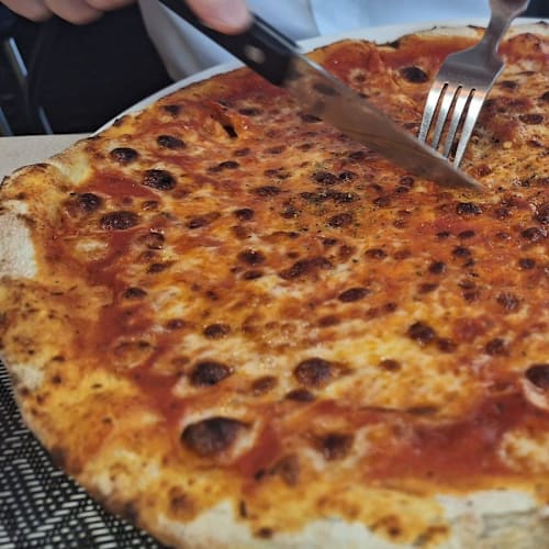 Gusto Italia, Paris