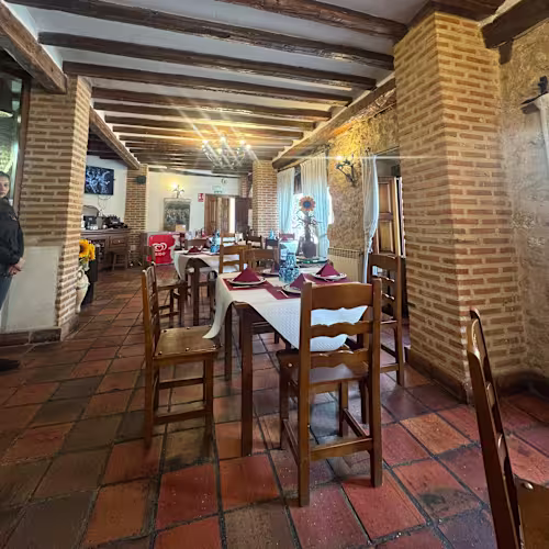 Bar Restaurante New Caseron, San Pedro de Gaíllos