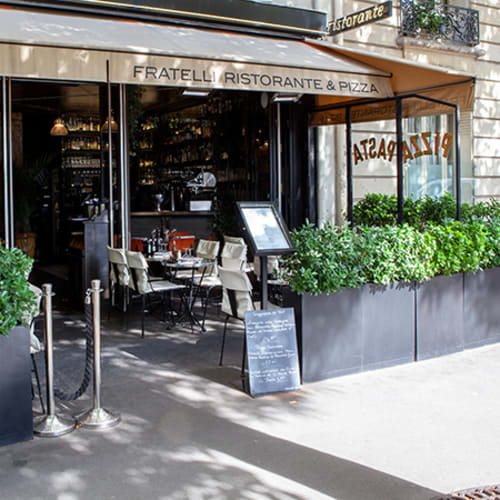 Fratelli, Paris