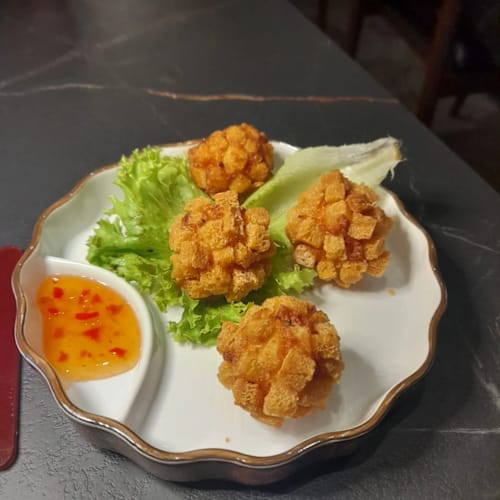 Yuan Oriental Experience, Bari