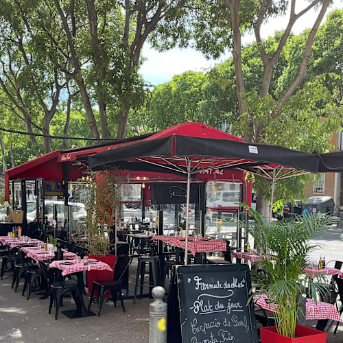 Isteria, Marseille