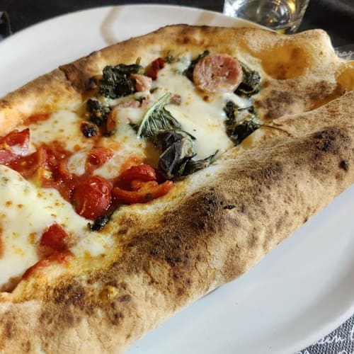 Pizzeria vicino mare by cacace, Trieste