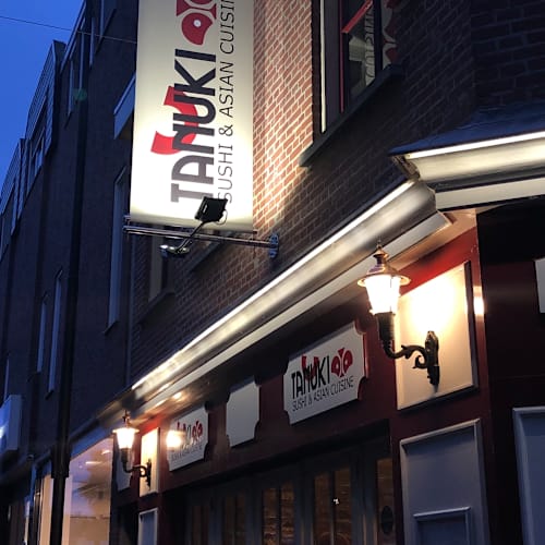 Tanuki Sushi & Asian Cuisine, Oss