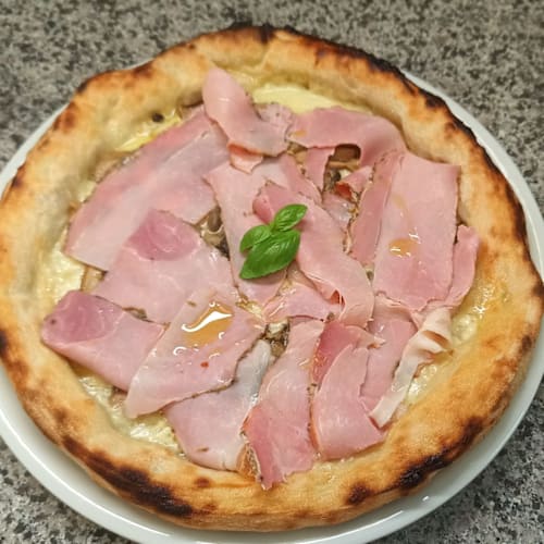 Fuga dal Tipico, Asti