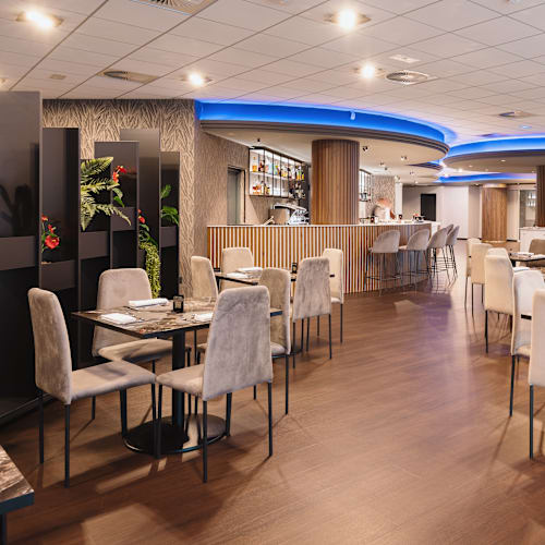 Opera Ristorante, Marina