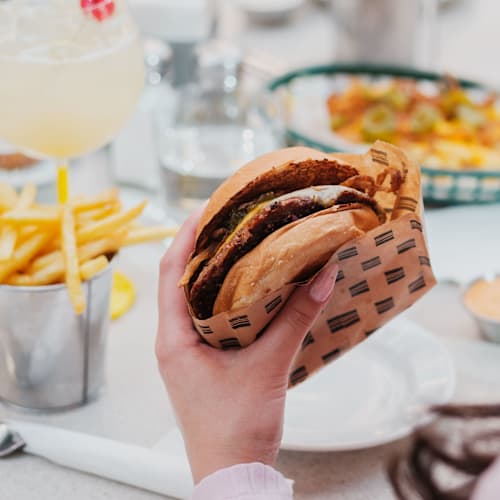 Phil's Fältöversten, Stockholm