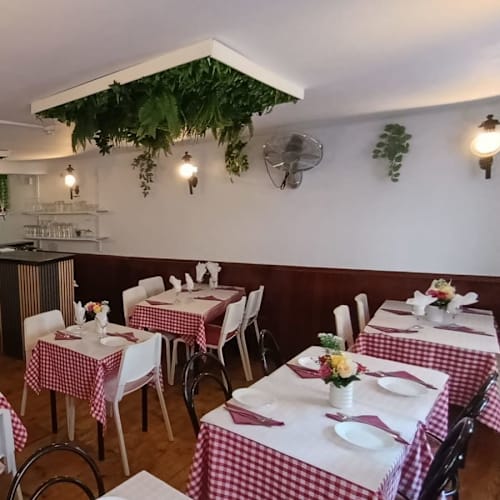 Casa dos Amigos - Typical Portuguese Food, Tapas & Bar, Lisboa