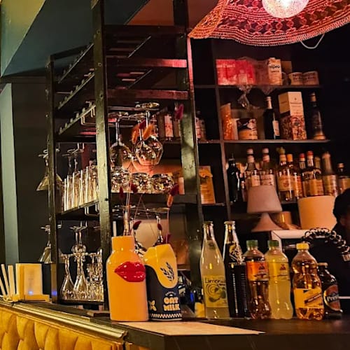 Haïtian Mama 7, Paris