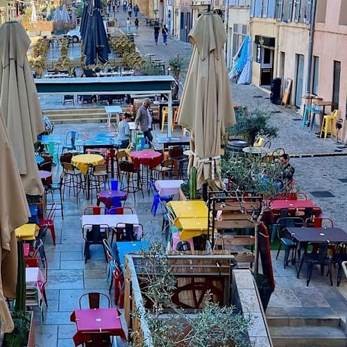Les Baratineurs, Aix-en-Provence