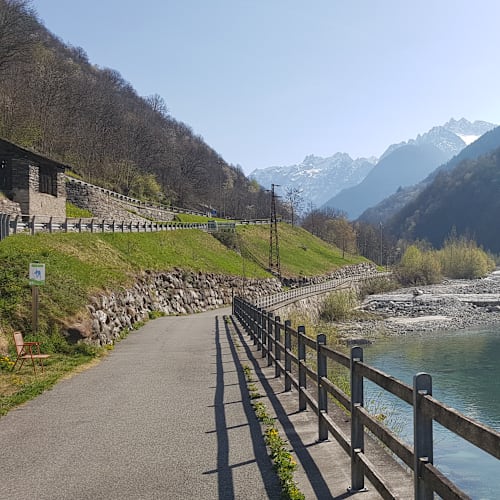 Crotto Ghiggi, Villa Di Chiavenna