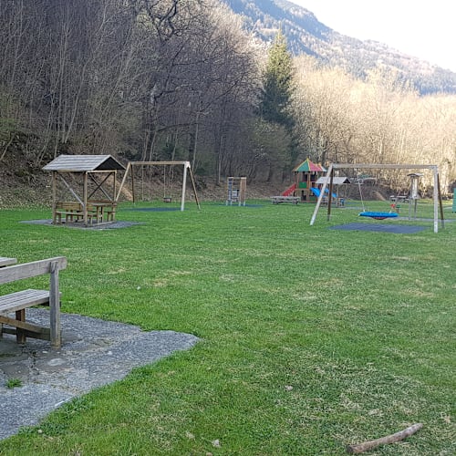 Crotto Ghiggi, Villa Di Chiavenna