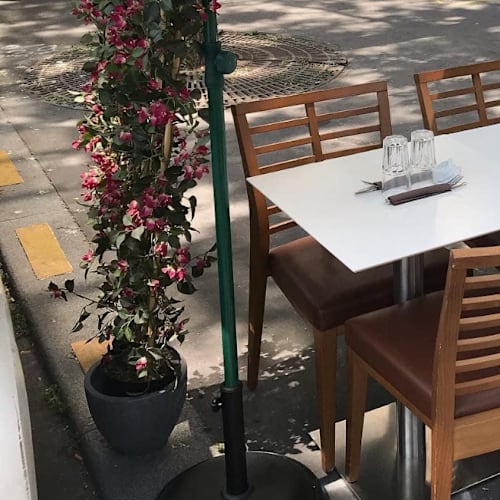 Nems et Sushi, Paris