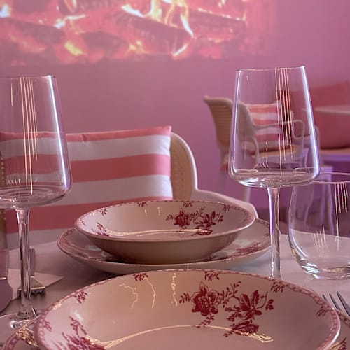 Evian café, Évian-les-Bains