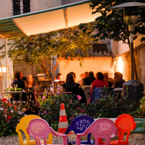 Au Fond Du Jardin, Paris