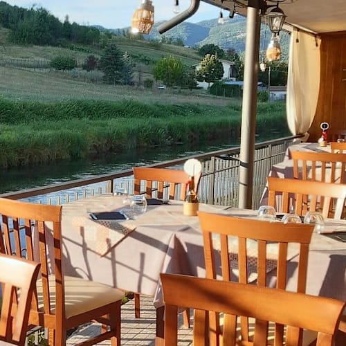 Acquachiara Hostaria (All'interno della Riserva Naturale di laghi Lungo e Ripaso, Rivodutri