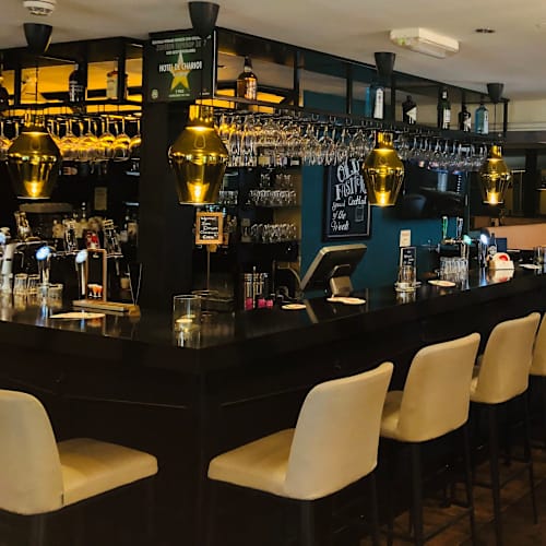 Centennial (Hotel Chariot), Aalsmeer