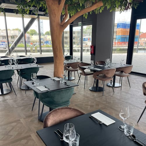 Restaurant Momi, Diemen