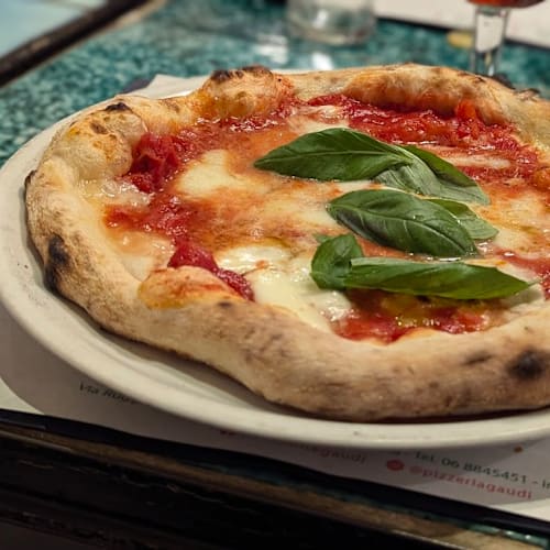 Gaudì, Roma