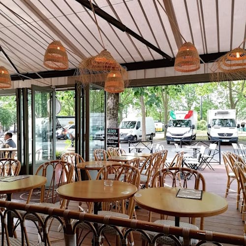 Marguerite, Saint-Maur-des-Fossés