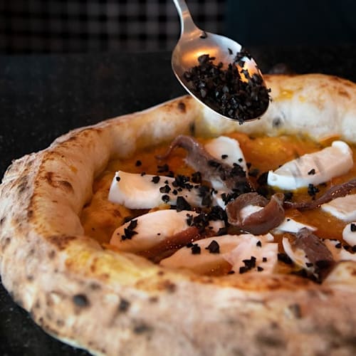 Infermenta “pizza alla mano “ / Made in Italy, Cassano Magnago