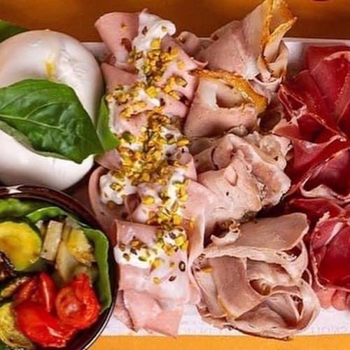 Infermenta “pizza alla mano “ / Made in Italy, Cassano Magnago
