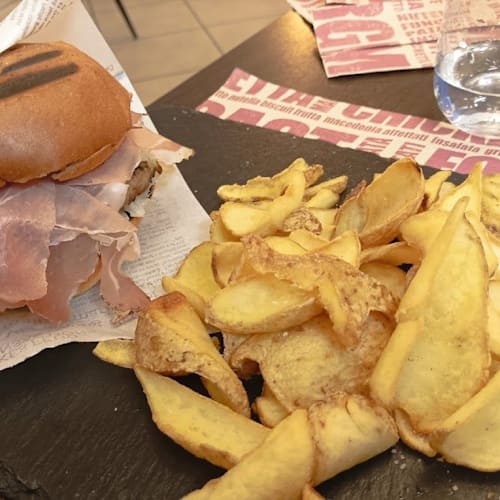 Jason Burger & Pizza, Zelo Buon Persico