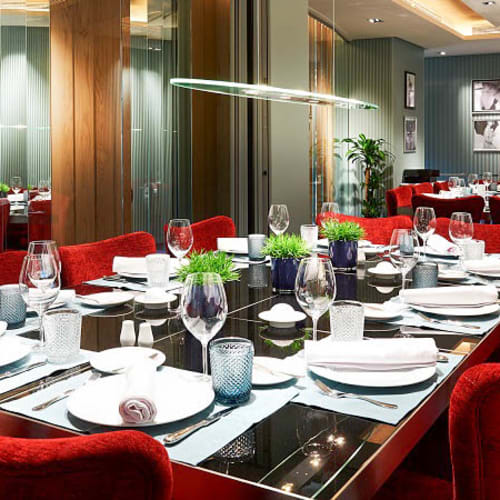 Las Nubes - El Corte Inglés Lisboa, Lisboa