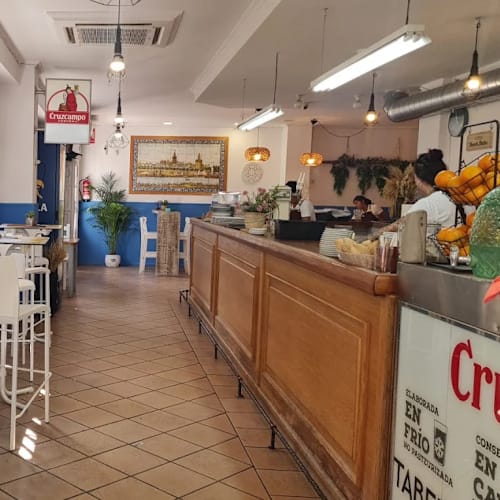 Benmora, Sevilla