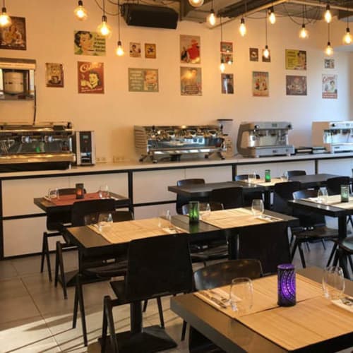 Excellis Café, Evere