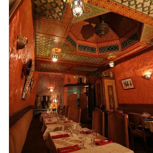 Founti Agadir, Paris