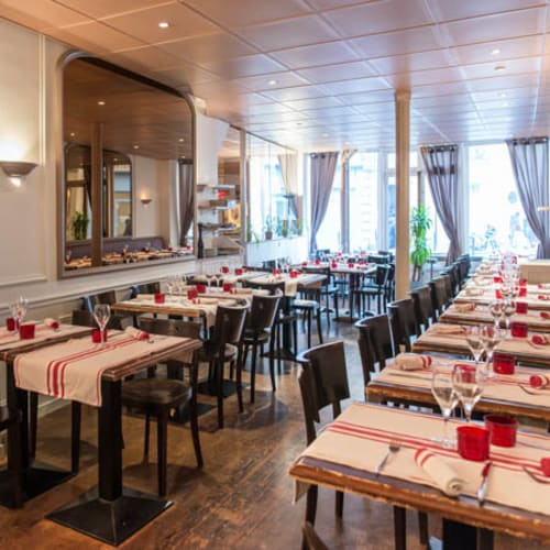 Afaria, Paris