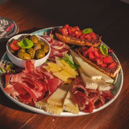 Jureka Cocktail Bar (prenotazione cena), Cefalù