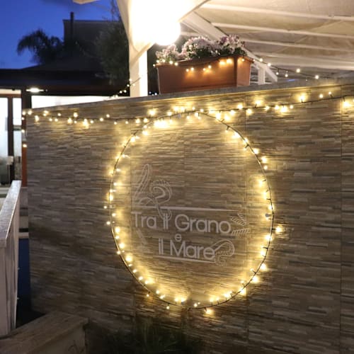 Tra il Grano e il Mare, Ostia