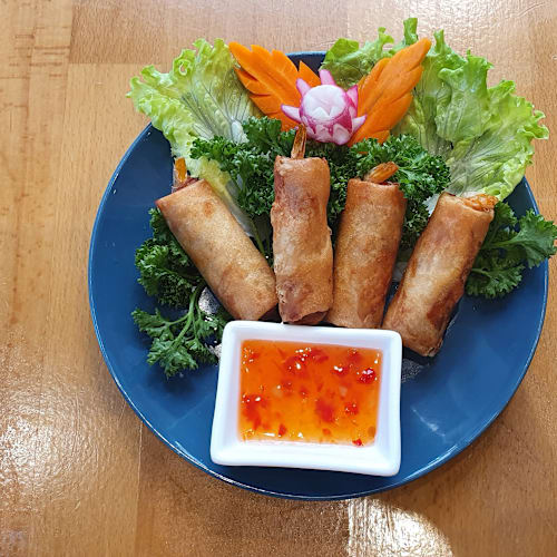 Angthong, Paris