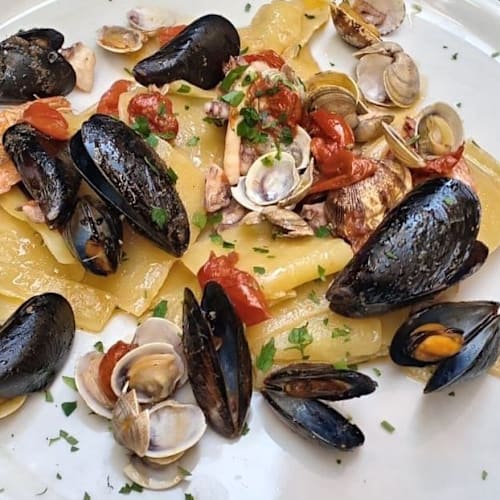 La Parolaccia ai Quartieri Spagnoli, Napoli
