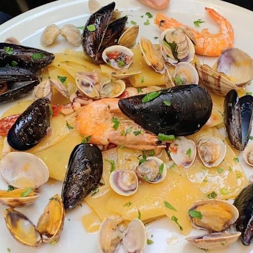 La Parolaccia ai Quartieri Spagnoli, Napoli